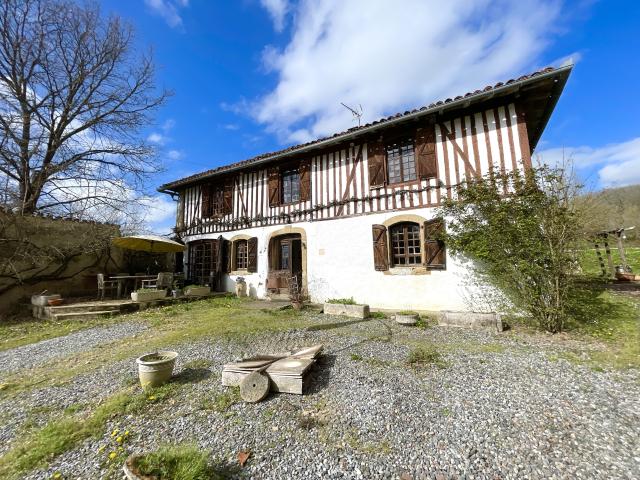 Maison de caractère avec piscine