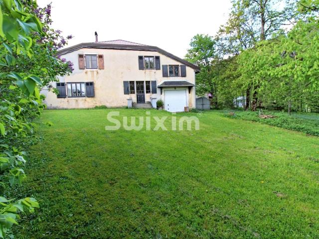 Propriété de caractère à proximité du lac et du village 212m² Les Rousses