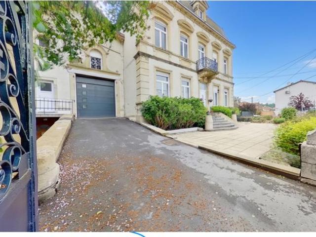 Propriété de Caractère d'environ 350 m2 sur 20 ares Jardin