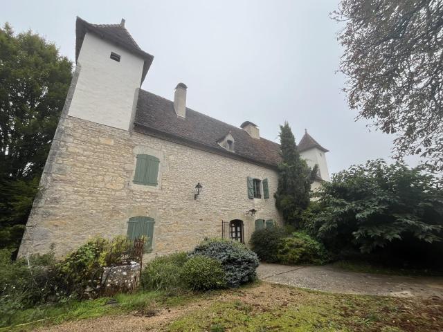Secteur Livernon Propriété de caractère en pierre avec dép. 508m² Livernon