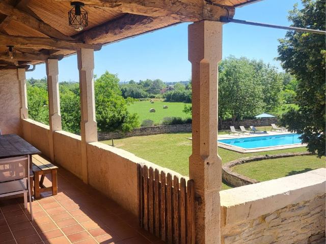 Propriété de caractère en pierre du Quercy avec gîte indépen. 360m² Lacapelle Livron