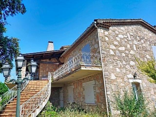 Propriété de caractère 366 m² – 8 chambres – Vue sur les vignes – Fort potentiel touristique