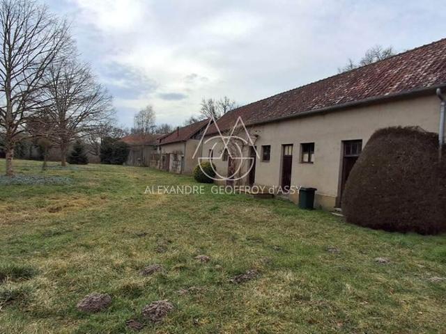 Propriété de chasse en Sologne s'étendant sur 84 hectares. A 15 minutes de Romorantin