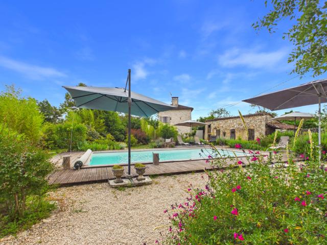 Propriété de charme avec gîte et chambres d'hôtes
