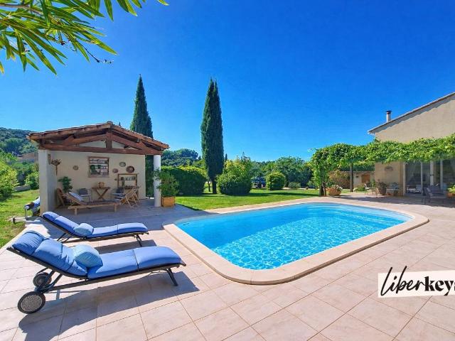 Propriété de charme à Istres – Terrain constructible détacha. 169m² Istres