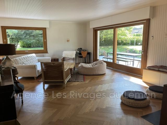 PROPRIÉTÉ DE CHARME ? DOMAINE PRIVÉ DE COUDRÉE