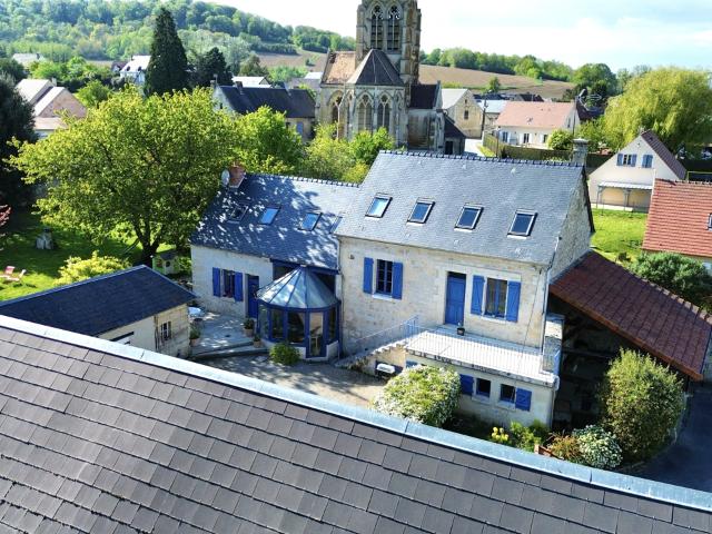 Propriété de charme en pierres + dépendances + logement indépendant 6 300 m2 Idéal gîtes / chevaux