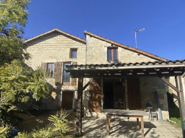 Propriété de Charme en Sud Charente 110m² Saint Martial
