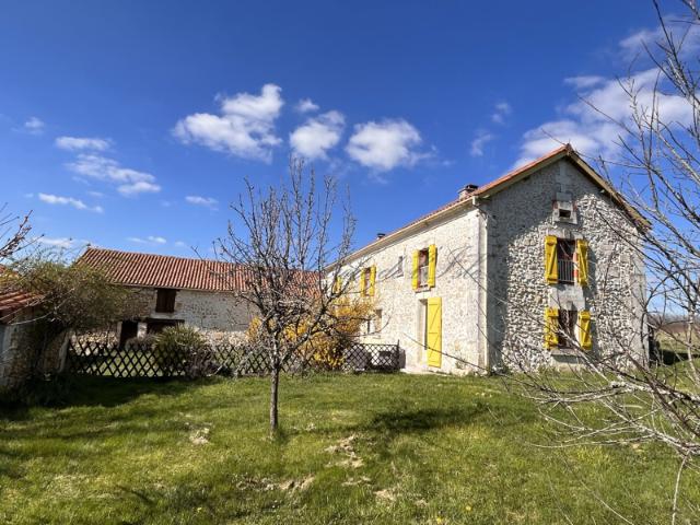PROPRIÉTÉ DE CHARME SUR 18 HA