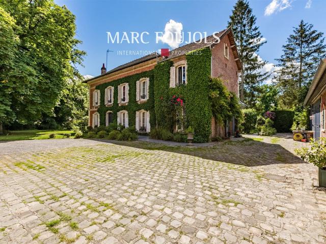 Propriété de Charme sur 2 hectares 465m² Senlis