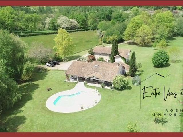 Propriété de charme, 376m2, 6ch sur 9ha à Bazas! 376m² Bazas