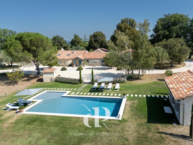 Propriété de Luxe avec Gîte et Deux Piscines 543m² Lectoure