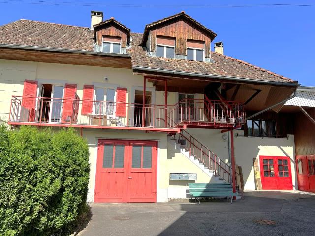 Propriété de plusieurs appartements ainsi qu’un atelier d’artisan à Porrentruy