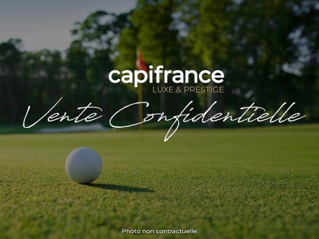 Propriété de prestige sur le golf de pont royal élevé d'un niveau d'une surface totale 190 m2 avec vue dégagée établie sur 1700 2 de terrain, sa piscine sécurisée, dépendances