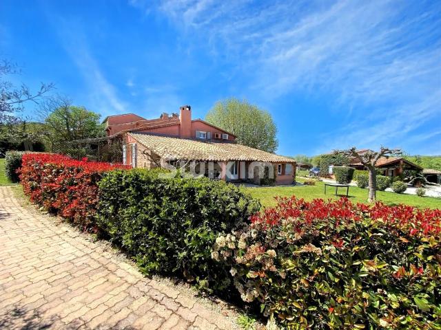 Propriete De Rapport 6 Logements 354m² Vidauban