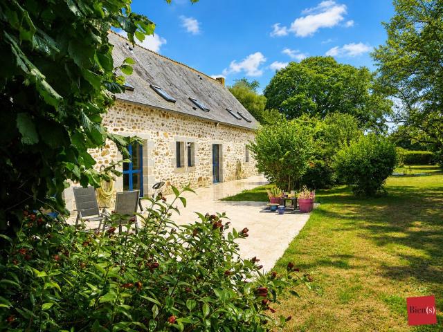 Propriété du XVIIIème, modernité et authenticité 350m² Evron