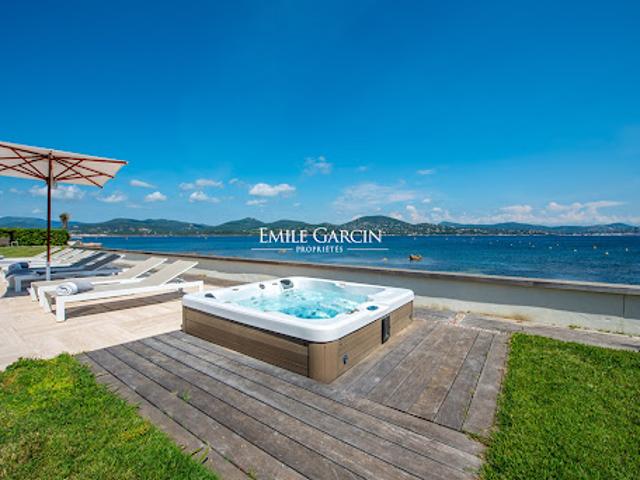 Propriété en bord de mer