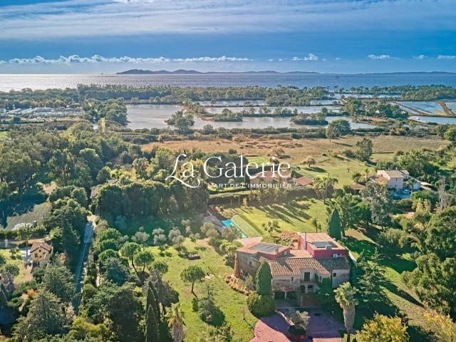 Propriété en bord de mer 430m² La Londe les Maures