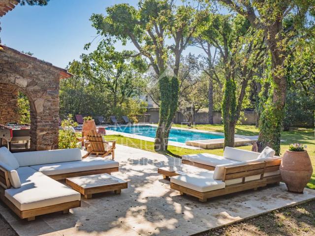 Propriete En Pierre Grimaud 200m² Grimaud