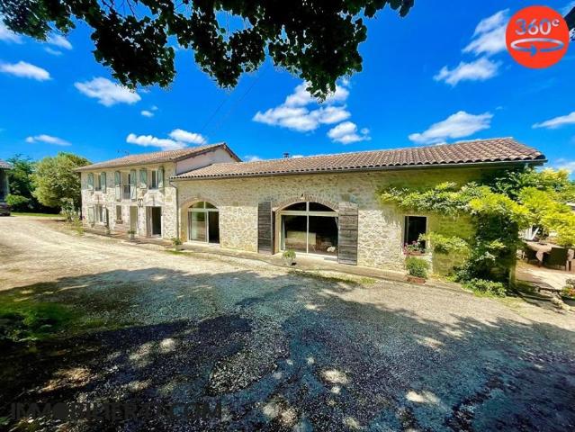 Propriété En Pierre 285m² Laugnac