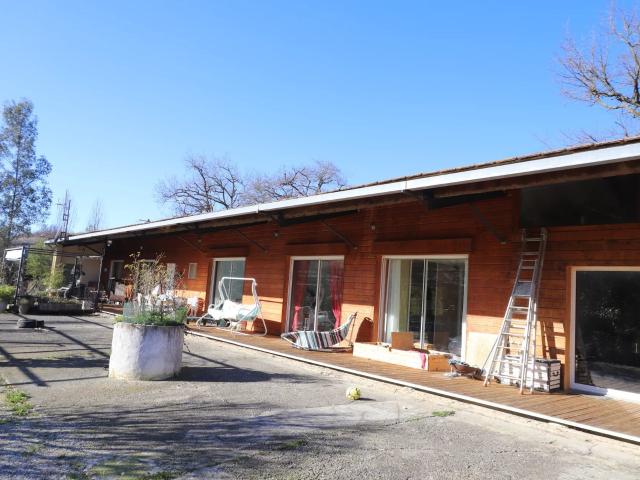 PROPRIETE EQUESTRE