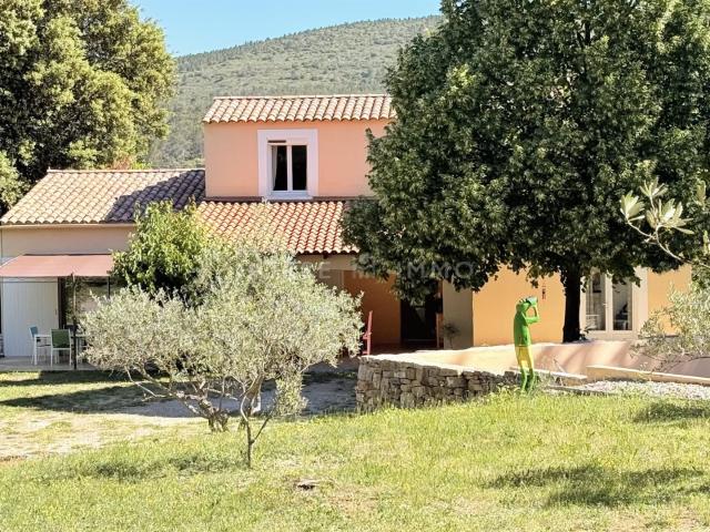 Propriété équestre à 30 min d'Aix en Provence 150m² Brignoles