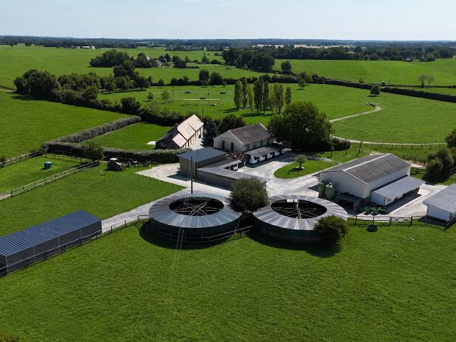 Propriété équestre avec maison d'habitation sur 7 ha