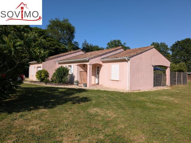 Propriété Équestre: Pavillon Plain Pied Indépendant De 2005. 118m² Abzac