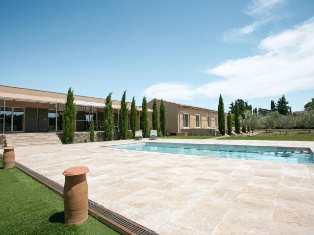Propriété exceptionnelle de 5 chambres de plain pied 267m² Uzès