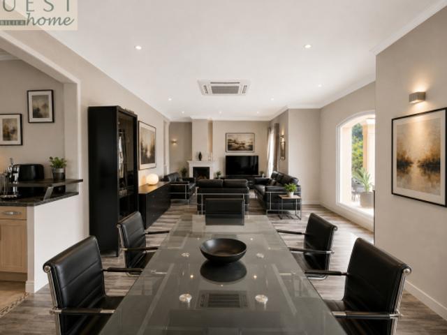 Propriété familiale de 5 chambres, 314m2 avec vue sur les mo
