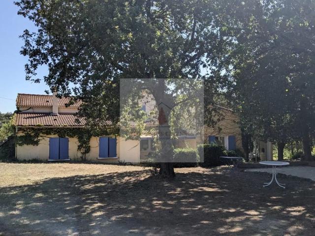 Propriété familiale et ou de rapport 354m² Saint Jean du Pin