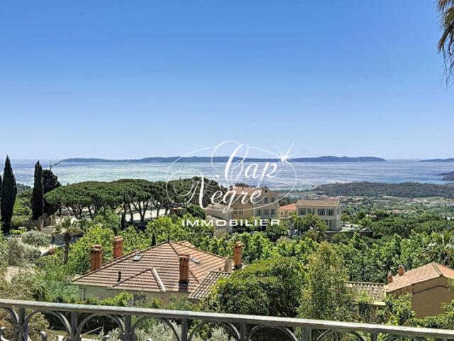 PROPRIETE HISTORIQUE 10 PIECES AVEC MAGNIFIQUE VUE MER ET JARDIN LUXURIANT