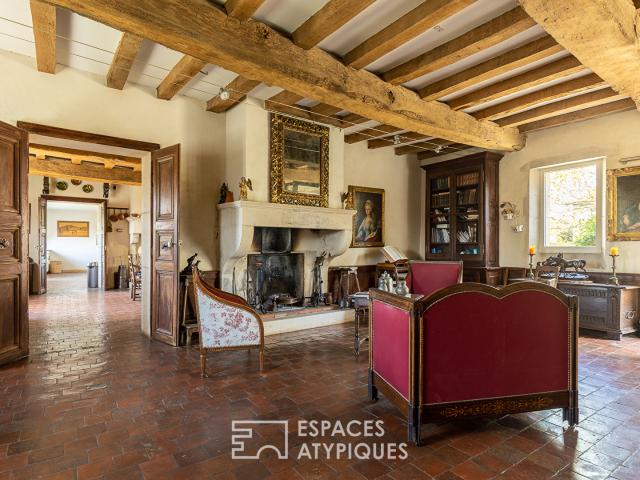 Propriété historique du XVIe siècle au charme authentique