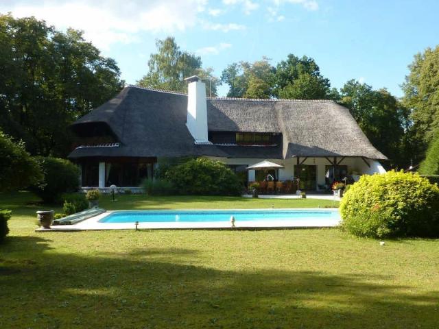 PROPRIETE LAMORLAYE LE LYS