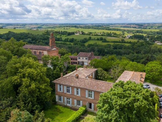 Propriété Lanta 575m² 575m² Lanta