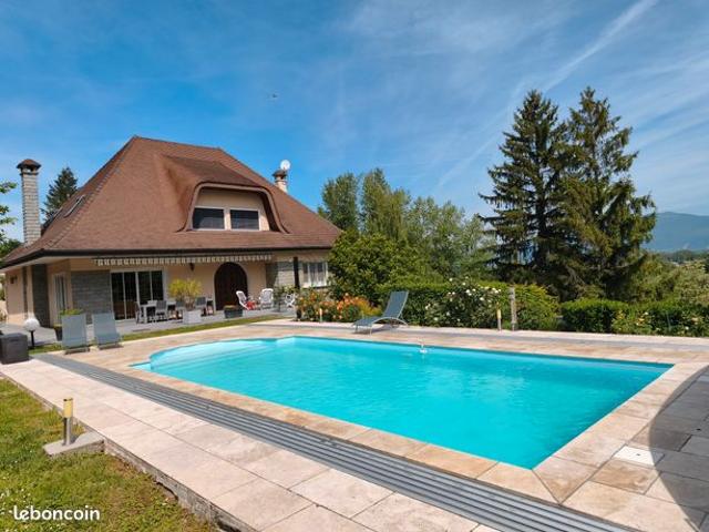 Propriété LES AVENIERES entre CHAMBERY et LYON