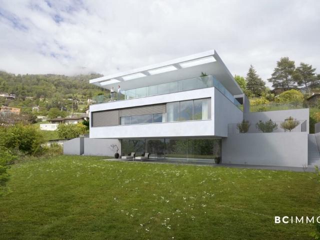 Propriété moderne et luxueuse à personnaliser