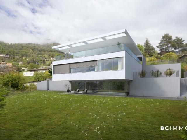 Single family house with 8 rooms on sale in Montreux 400 m² | dreamo. Ch