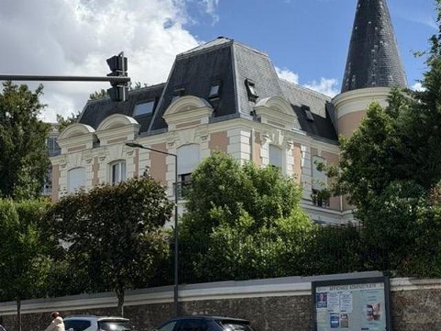 PROPRIETE MAIRIE ISSY