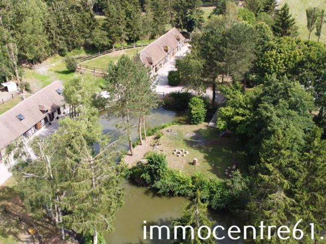 Propriété normande sur 9.6 hectares