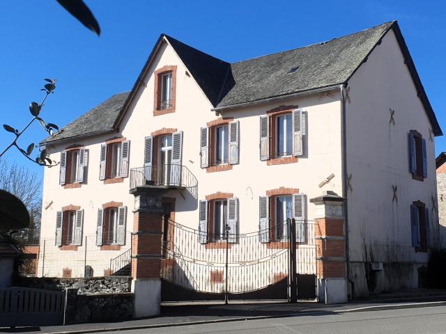 PROPRIETE SPACIEUSE