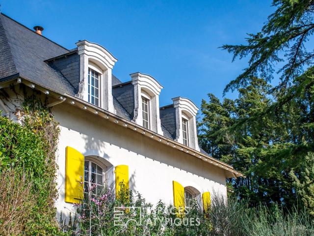 Propriété sur deux hectares avec panorama unique 317m² Chalonnes sur Loire