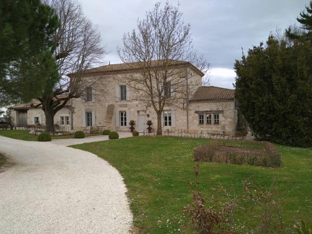 Propriété sur les côteaux en parfait état
