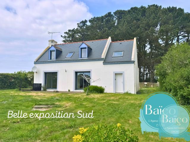 Maison pêcheur proche des plages entourée de verdure
