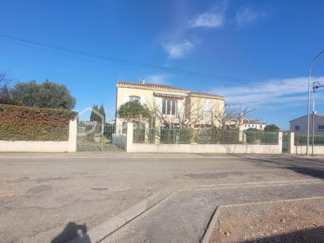 PROPRIETE PROCHE DU CENTRE VILLE AVEC TERRAIN CONSTRUCTIBLE DE PLUS DE 1700 M²