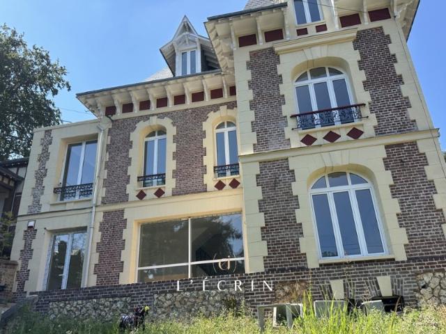 PROPRIETE ROUEN GARE 320 M2