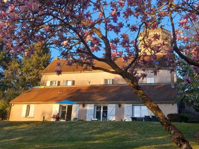 Propriété rare à Autun, caractère et tranquillité