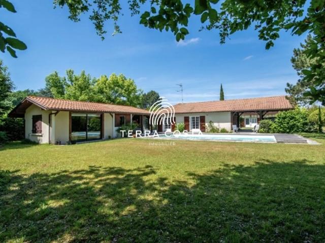 Propriete rare coeur de Seignosse bourg