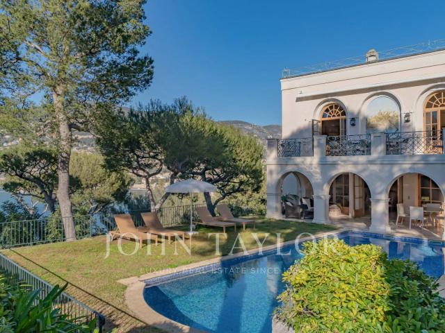 Propriété unique sur le flanc ouest du Cap Ferrat 342m² Saint Jean Cap Ferrat