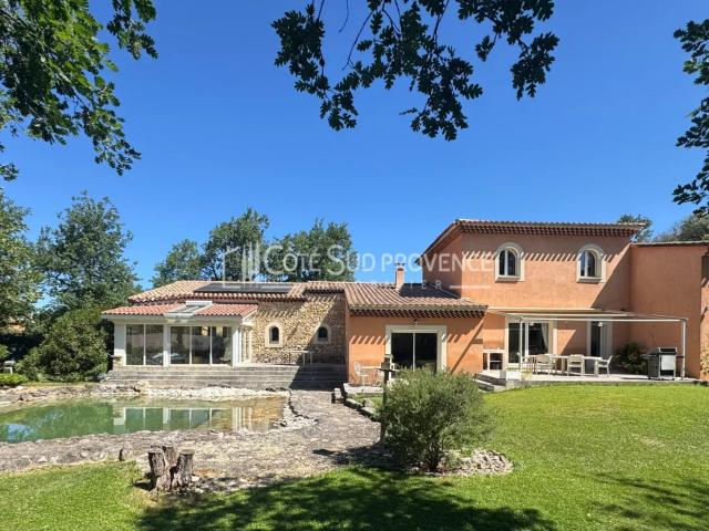 PROPRIETE VENASQUE SECTEUR RESIDENTIEL
